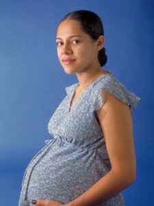 Read more about the article 5 Ways Pregnant Women Can Channel Stressful Thoughts